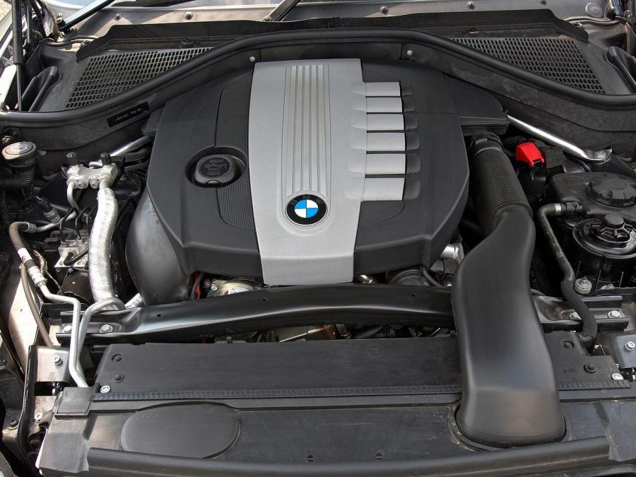  BMW X6 xDrive 3.5d 2008 года  (UK) (фото 13 из 16)